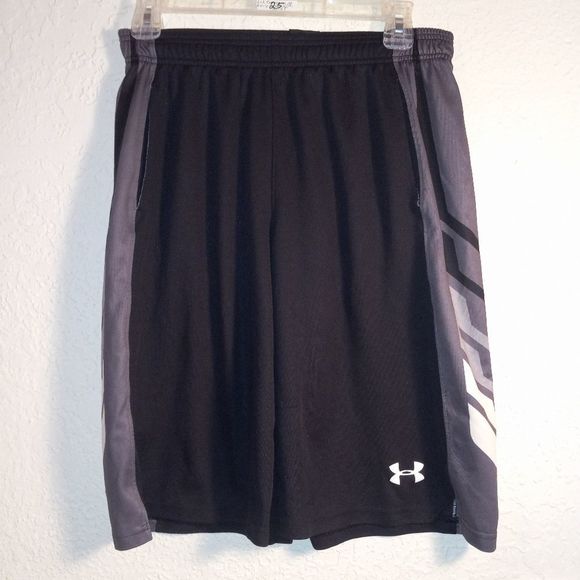 Under Armour Other - Under Armour Youth Large Loose Fit Shorts